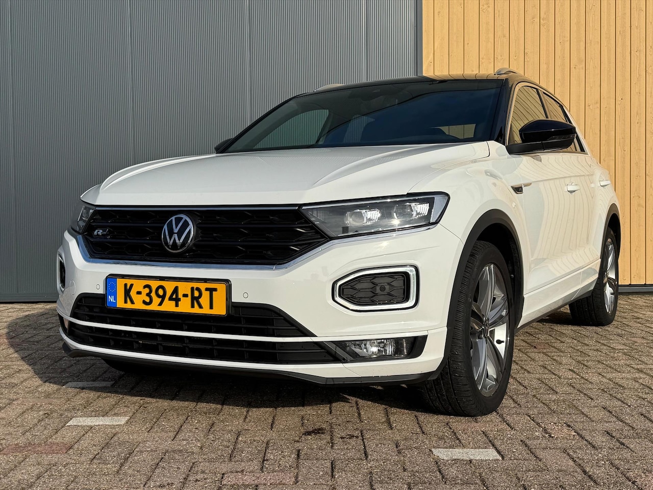 Volkswagen T-Roc - 1.5 TSI 150pk 7-DSG Sport Business R | NL Auto | Trekhaak | ACC | BLIS | Stoelverwarming | - AutoWereld.nl