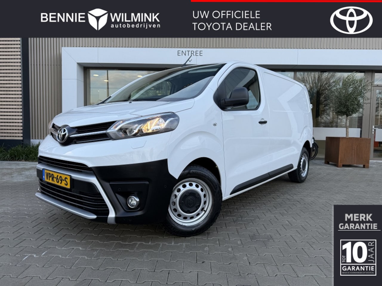 Toyota ProAce Worker - 2.0 D-4D Professional 3-Zits | Parkeersensoren V+A - AutoWereld.nl