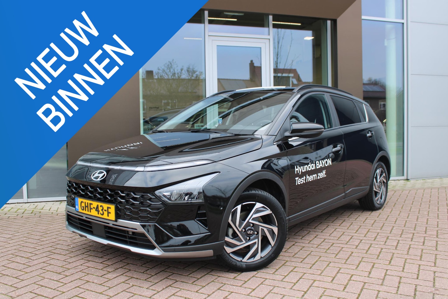 Hyundai Bayon - 1.0 T-GDI 100pk 48V Premium Sky DCT Automaat Airco Navi Camera Carplay Schuifdak Demo Vol! - AutoWereld.nl