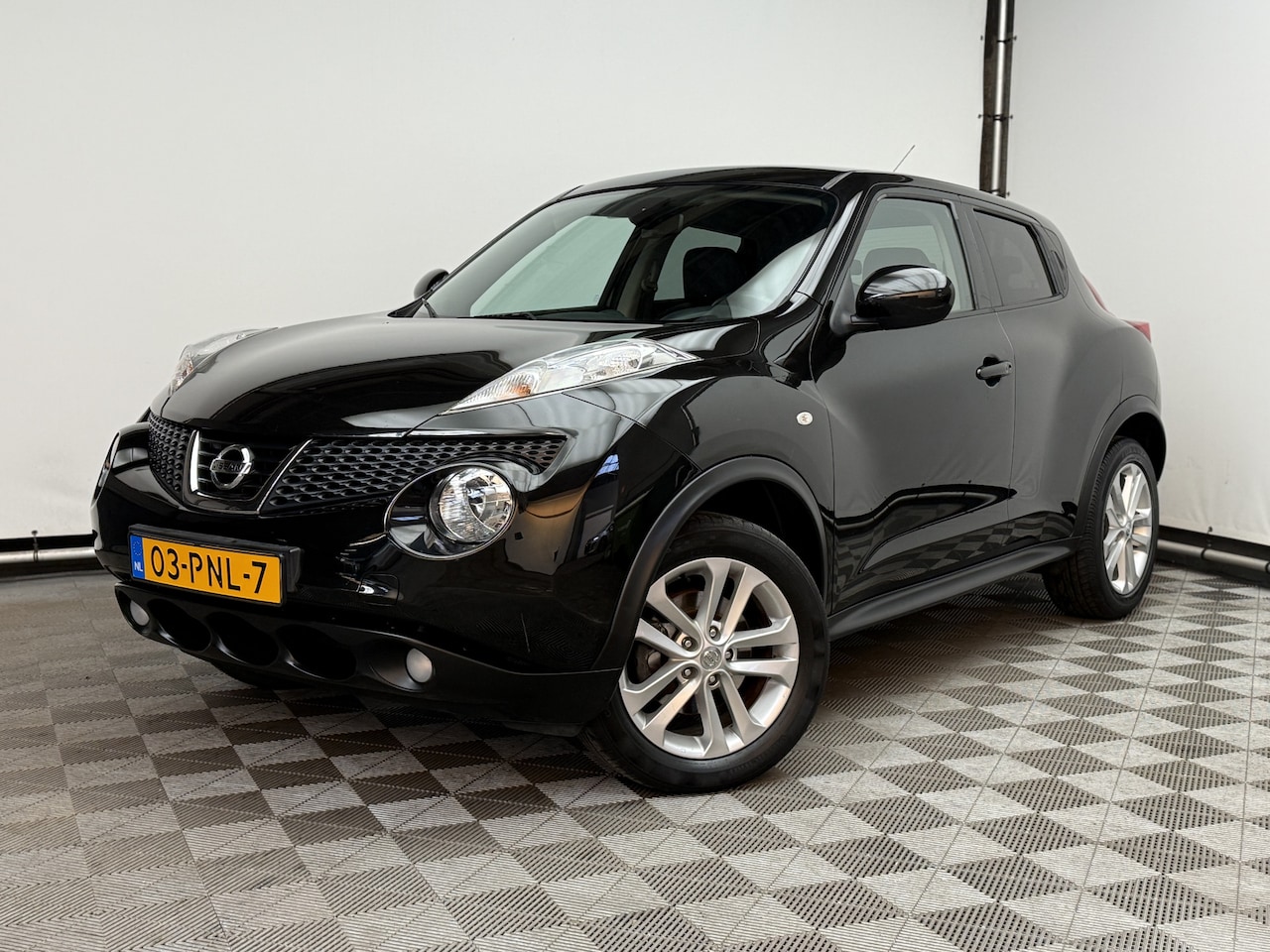 Nissan Juke - 1.6 DIG-T Tekna Leer Navi Camera 190PK 1e Eigenaar - AutoWereld.nl