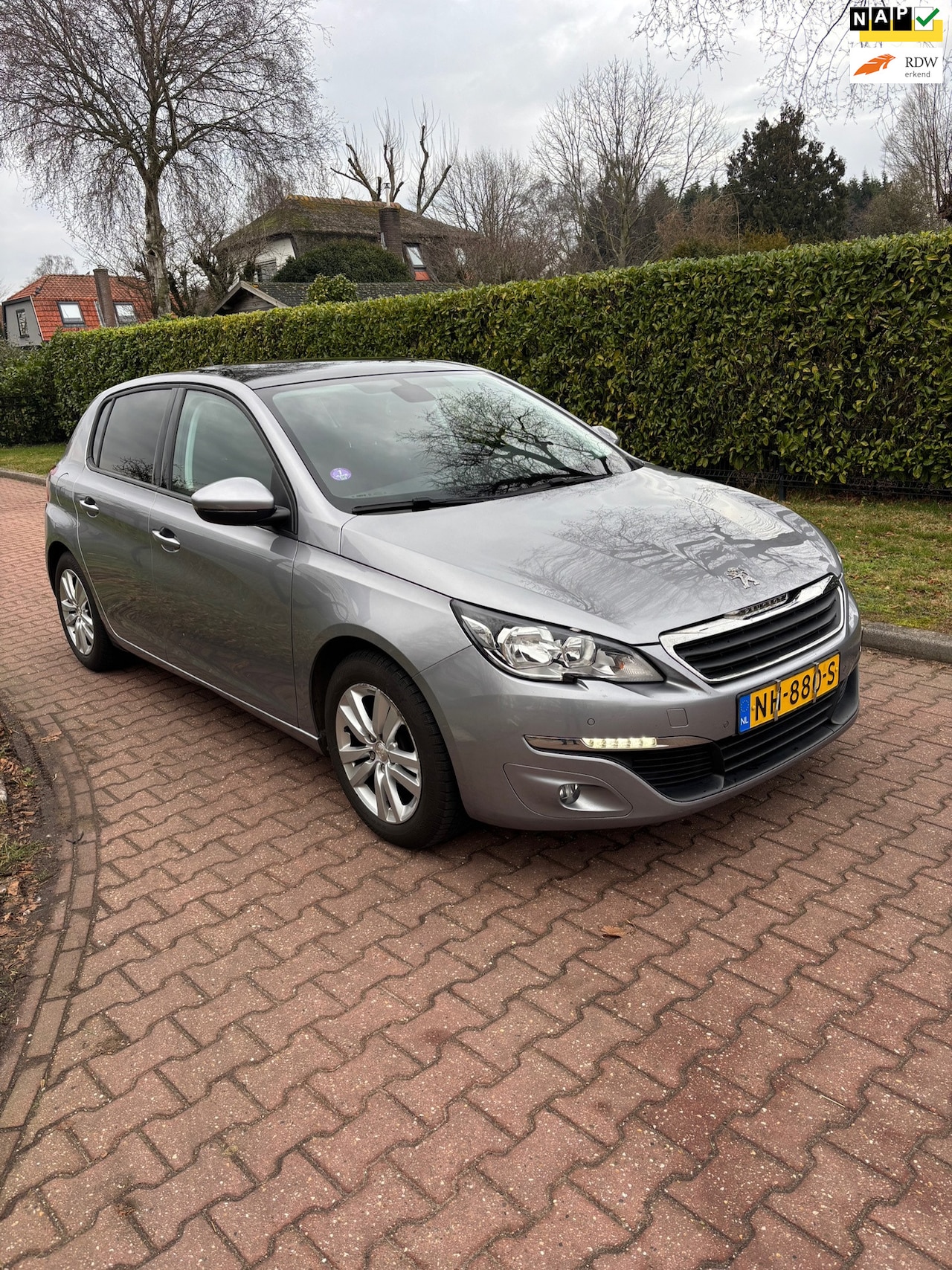 Peugeot 308 - 1.2 PureTech Blue Lease Executive NWE RIEM NAP! - AutoWereld.nl