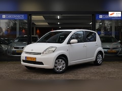Daihatsu Sirion 2 - 1.0-12V Trend|NAP|Dakje|Tr.haak|NL-auto