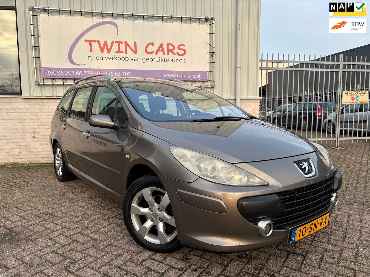 Peugeot 307 SW - 2.0-16V Pack Airco - AutoWereld.nl