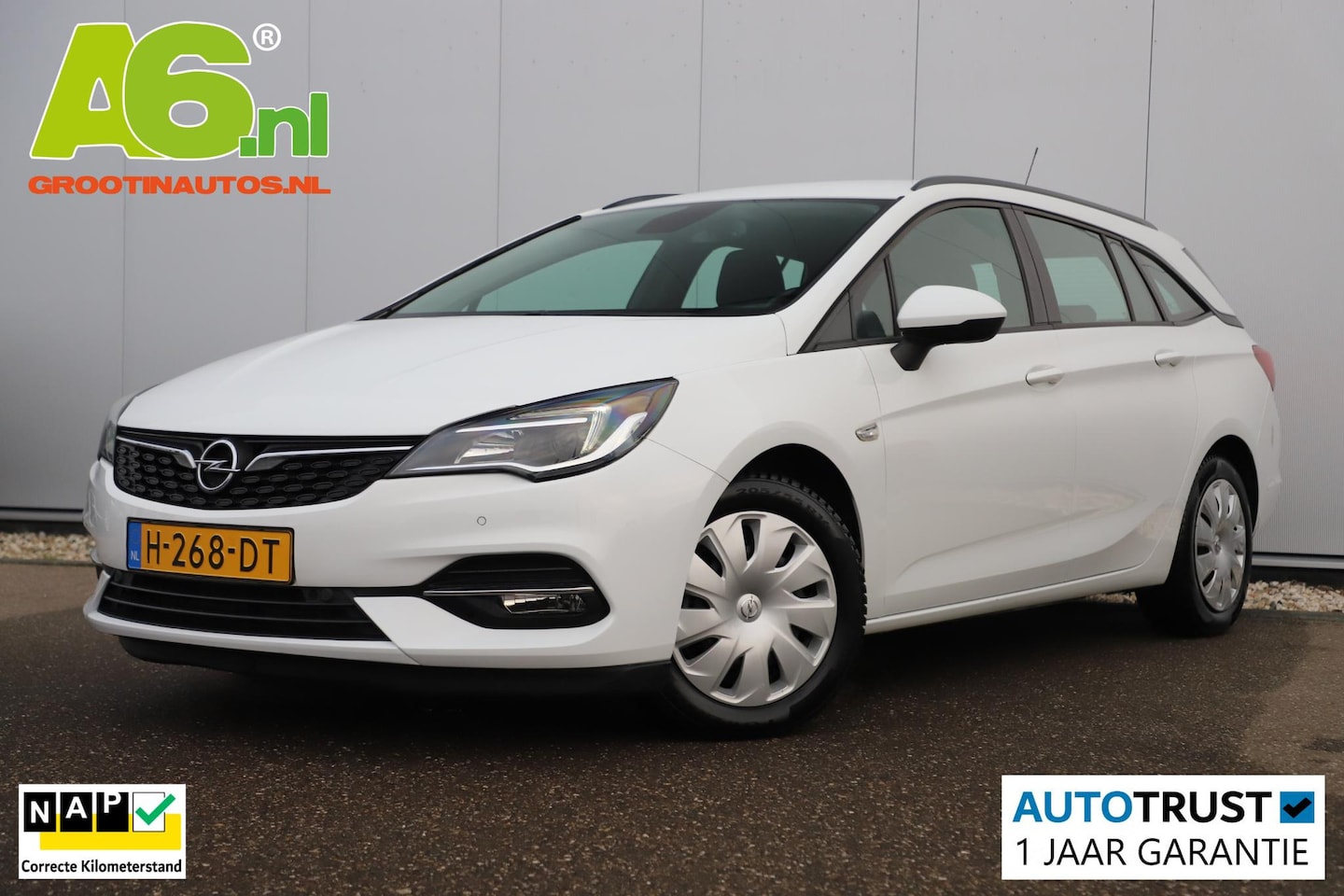 Opel Astra Sports Tourer - 1.2 Business Edition 110PK Navigatie Carplay Android Climate Cruise Parkeersensor - AutoWereld.nl