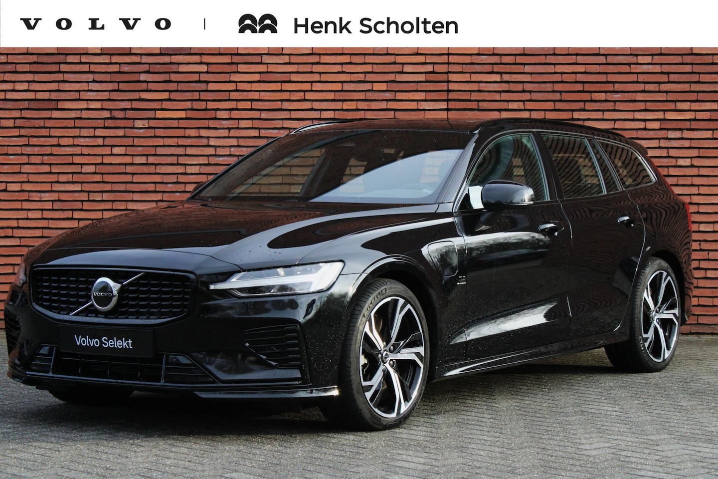 Volvo V60 - 2.0 T6 Plug-in hybrid AWD Plus Dark - AutoWereld.nl