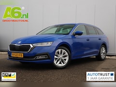 Skoda Octavia Combi - 1.0 e-TSI Business Edition Plus Automaat Virtual Trekhaak LMV Sfeerverlichting Navigatie A