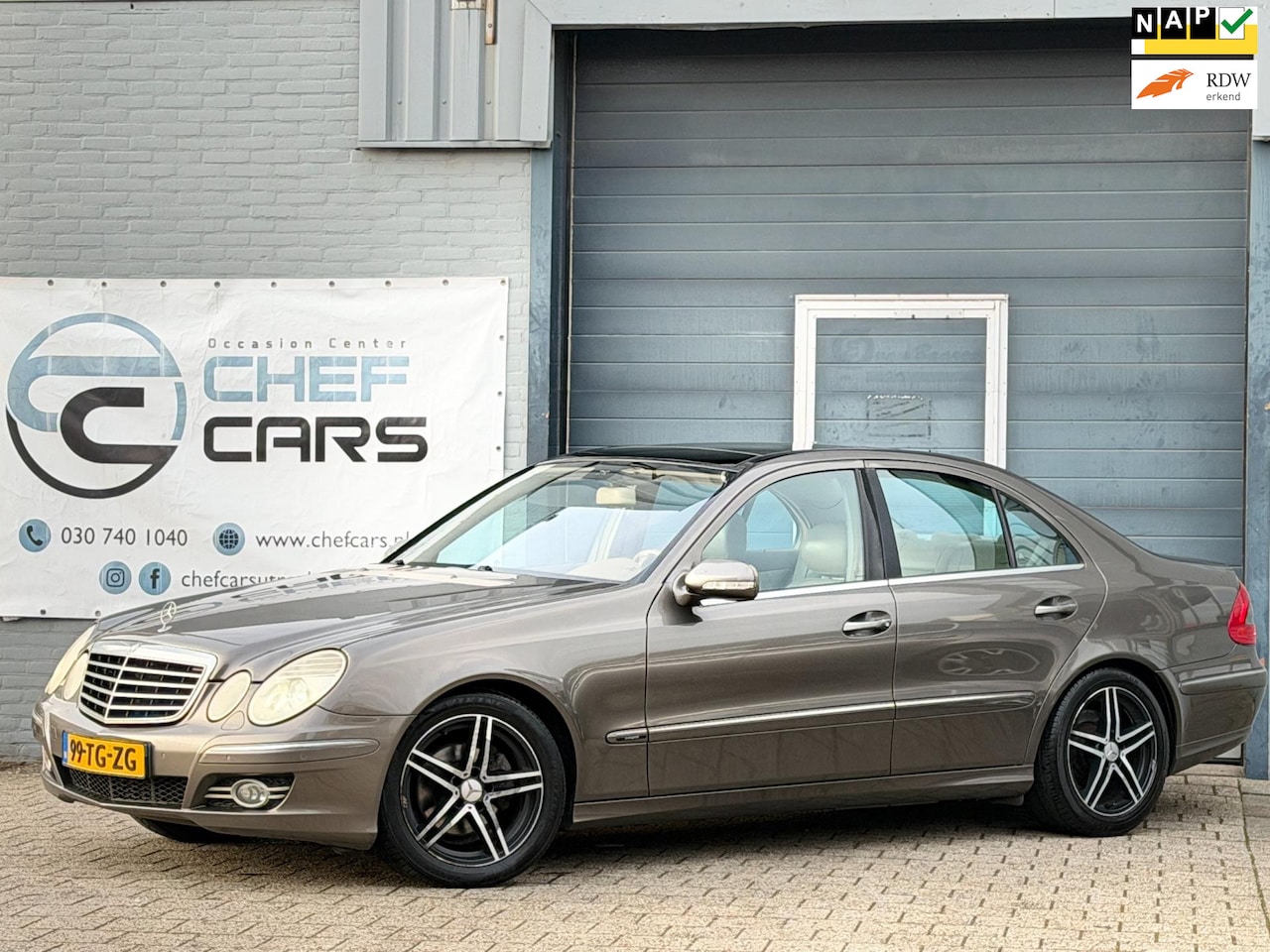 Mercedes-Benz E-klasse - 320 CDI|NAP|APK|PANO|XENON|LEER|BOEKJES! - AutoWereld.nl