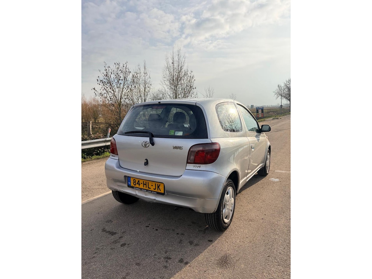 Toyota Yaris - 1.3-16V VVT-i Sol / Rijdt en schakelt perfect - AutoWereld.nl