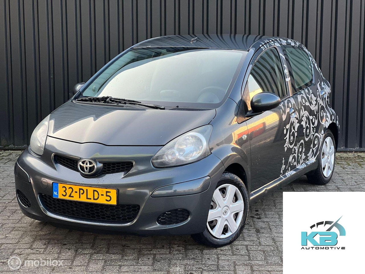 Toyota Aygo - 1.0-12V Comfort Navigator 1.0-12V Comfort Navigator |NIEUWE APK| - AutoWereld.nl