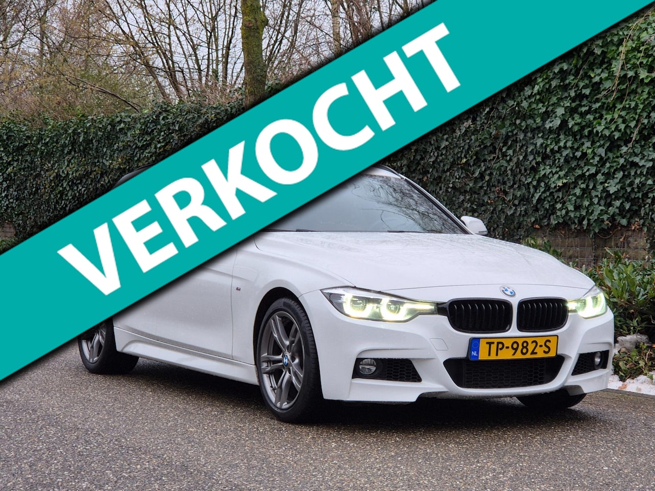 BMW 3-serie Touring - M Sport 330i Uitlaat 6WB Apple CarPlay NBT EVO Sport uitlaat Breedset M velgen M Sport Edi - AutoWereld.nl