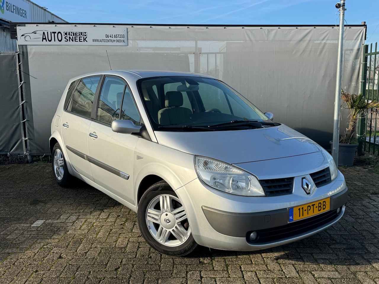 Renault Scénic - 2.0-16V Expression - AUT - Airco - Cruise - APK 01-2027 - AutoWereld.nl