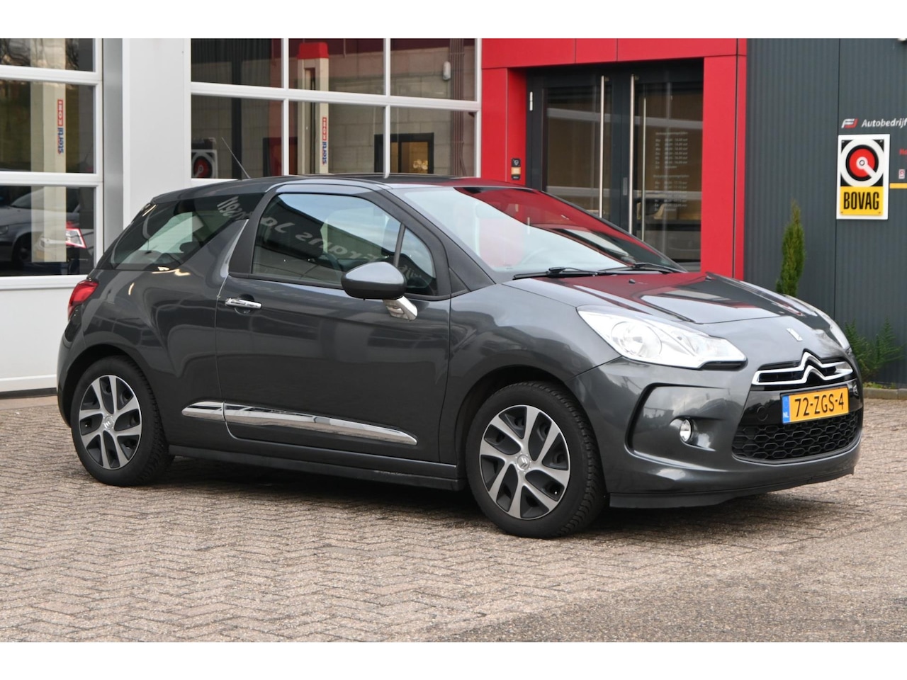 Citroën DS3 - 1.2 VTi Chic 82pk | Cruise Control | Elektr. ramen | Radio CD | All Seasons - AutoWereld.nl