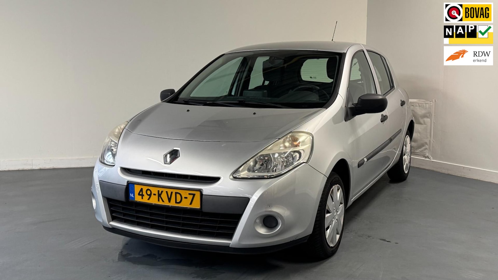 Renault Clio - 1.2 Special Line | NL-AUTO | 2E EIGENAAR | AIRCO | NAVI | - AutoWereld.nl