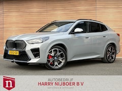 BMW iX2 - eDrive20 67 kWh Harman/kardon / Trekhaak / M sport Pro / M-Technic stoel enz enz