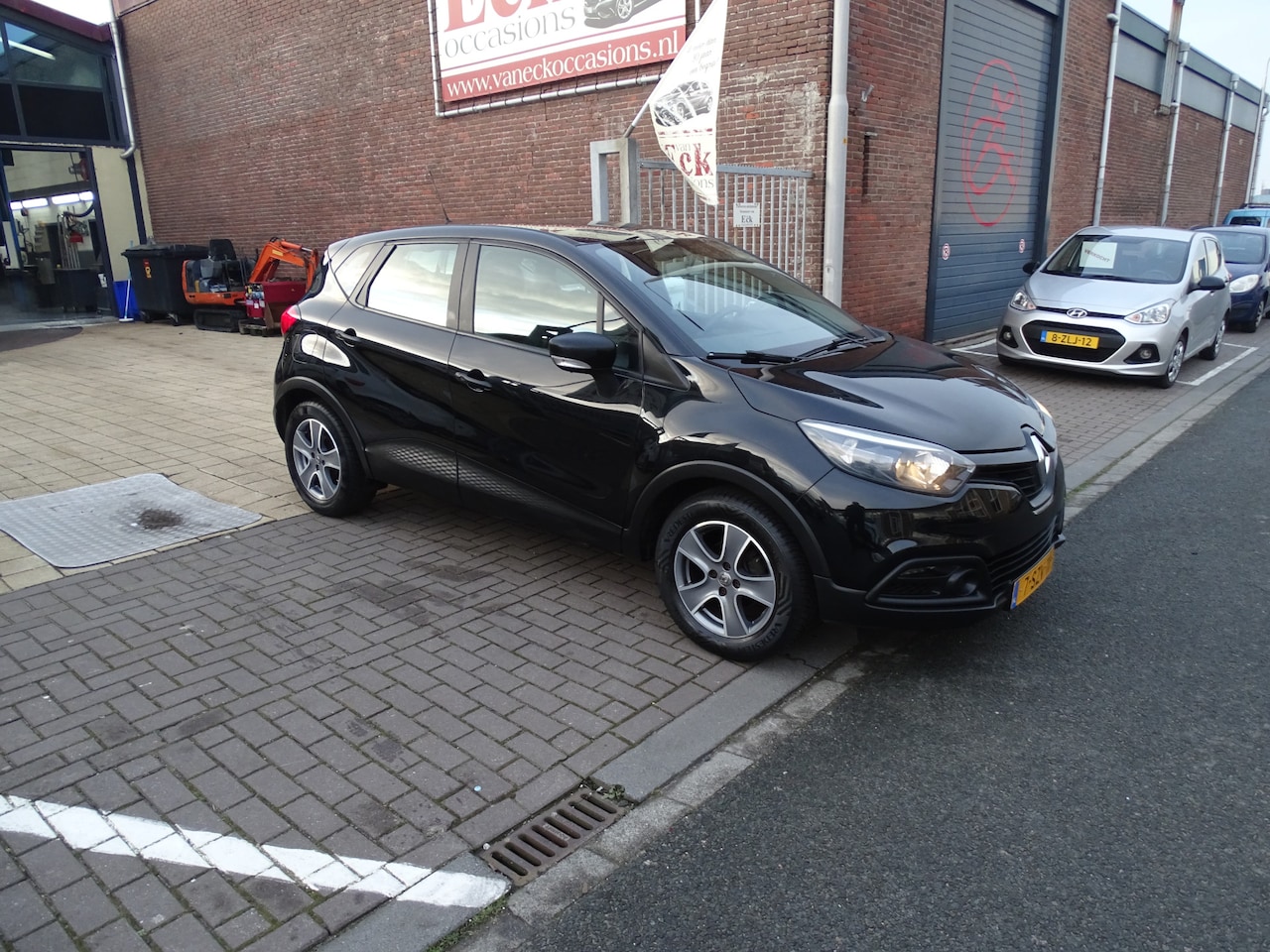 Renault Captur - 0.9 TCe Authentique 0.9 TCe Authentique - AutoWereld.nl