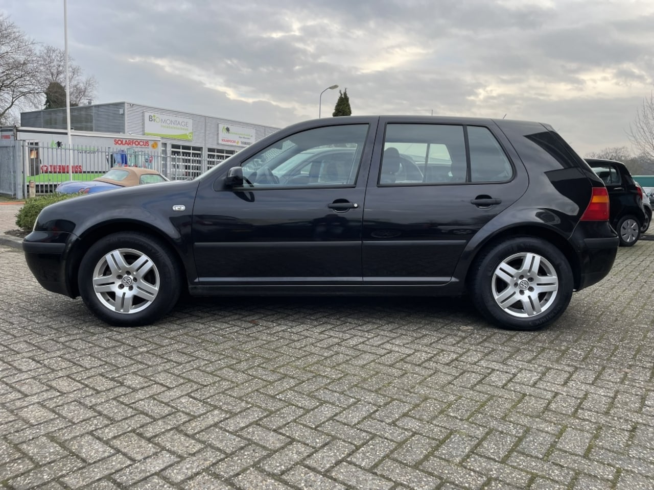 Volkswagen Golf - 1.6-16V Trendline ned auto N.A.P trekhaak - AutoWereld.nl