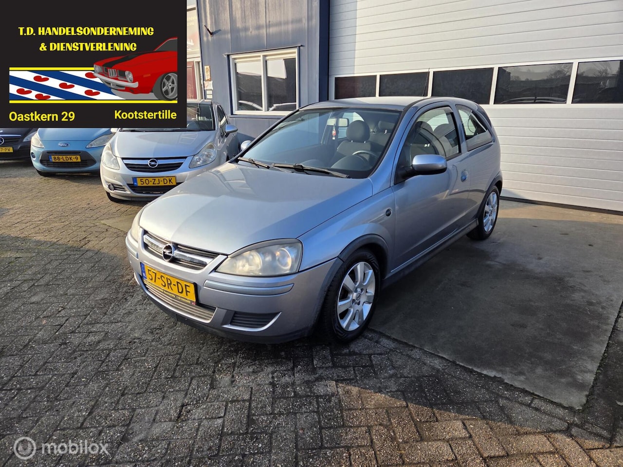 Opel Corsa - 1.0-12V Silverline AUTOMAAT - AutoWereld.nl