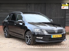 Skoda Octavia Combi - 1.6 TDI Greentech Sport Business Panorama-Elek, Dak/Navigatie/parkeersensor/18"lmv