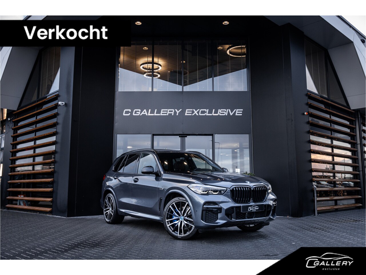 BMW X5 - xDrive45e Executive - M Sport | Panorama | Swarovski | Elek. Trekhaak | Memory - AutoWereld.nl