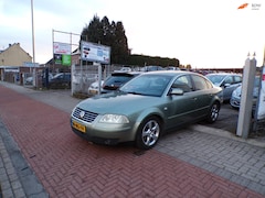 Volkswagen Passat - 1.8 Turbo Arctic