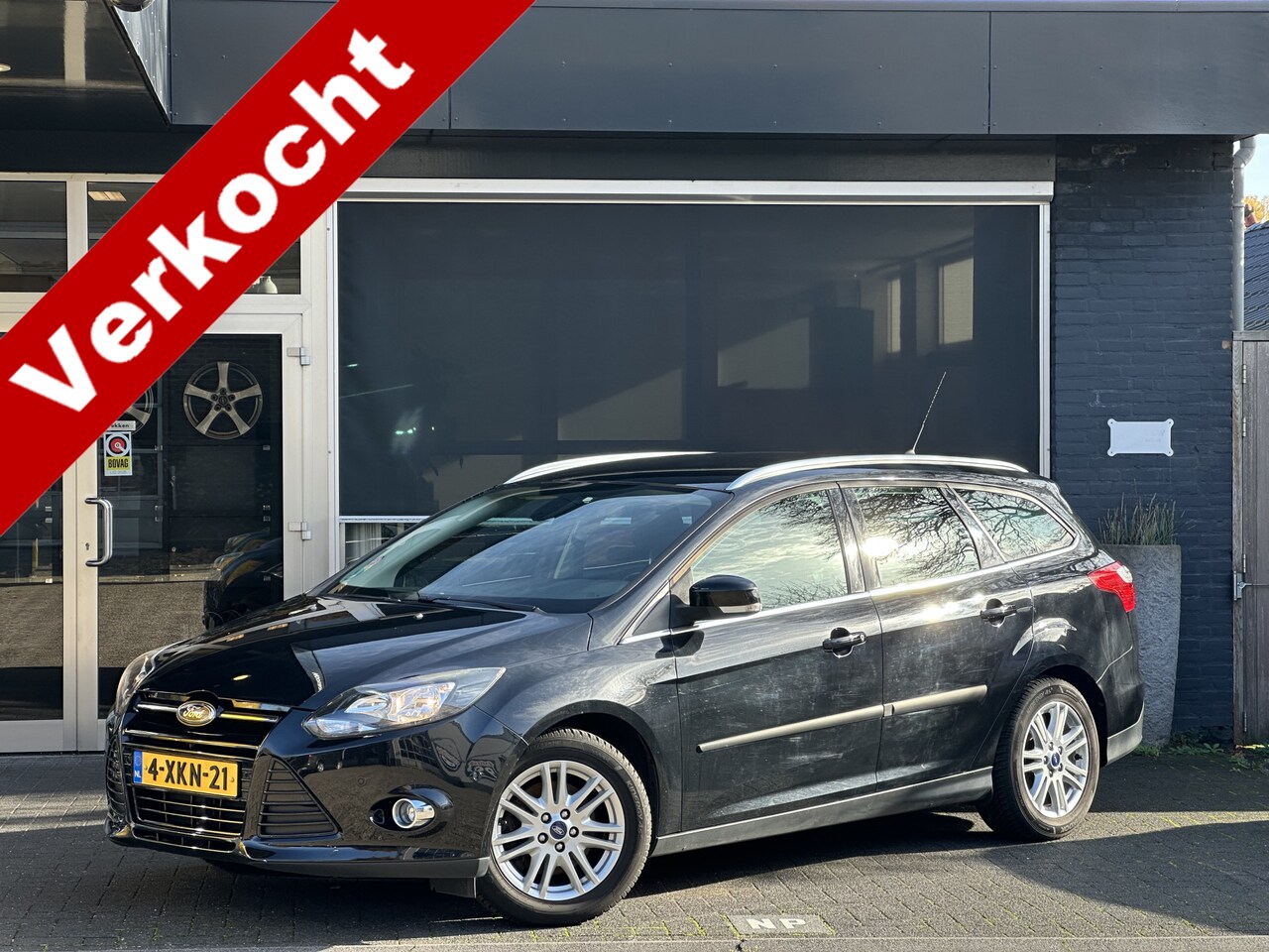 Ford Focus Wagon - 1.6 EcoBoost Edition Plus CRUISE / CLIMA / NAVI / - AutoWereld.nl