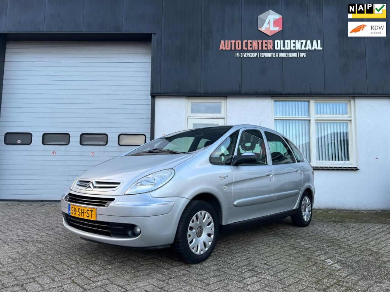 Citroën Xsara Picasso - 2.0i-16V Attraction|Automaat|Airco - AutoWereld.nl