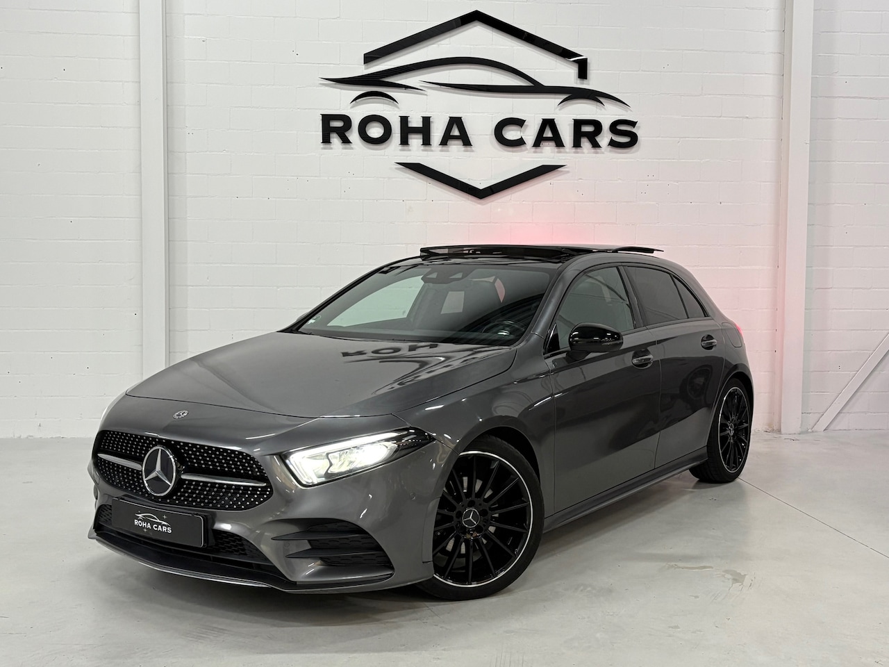 Mercedes-Benz A-klasse - A200 AMG Pano*Sfeer*keyless - AutoWereld.nl