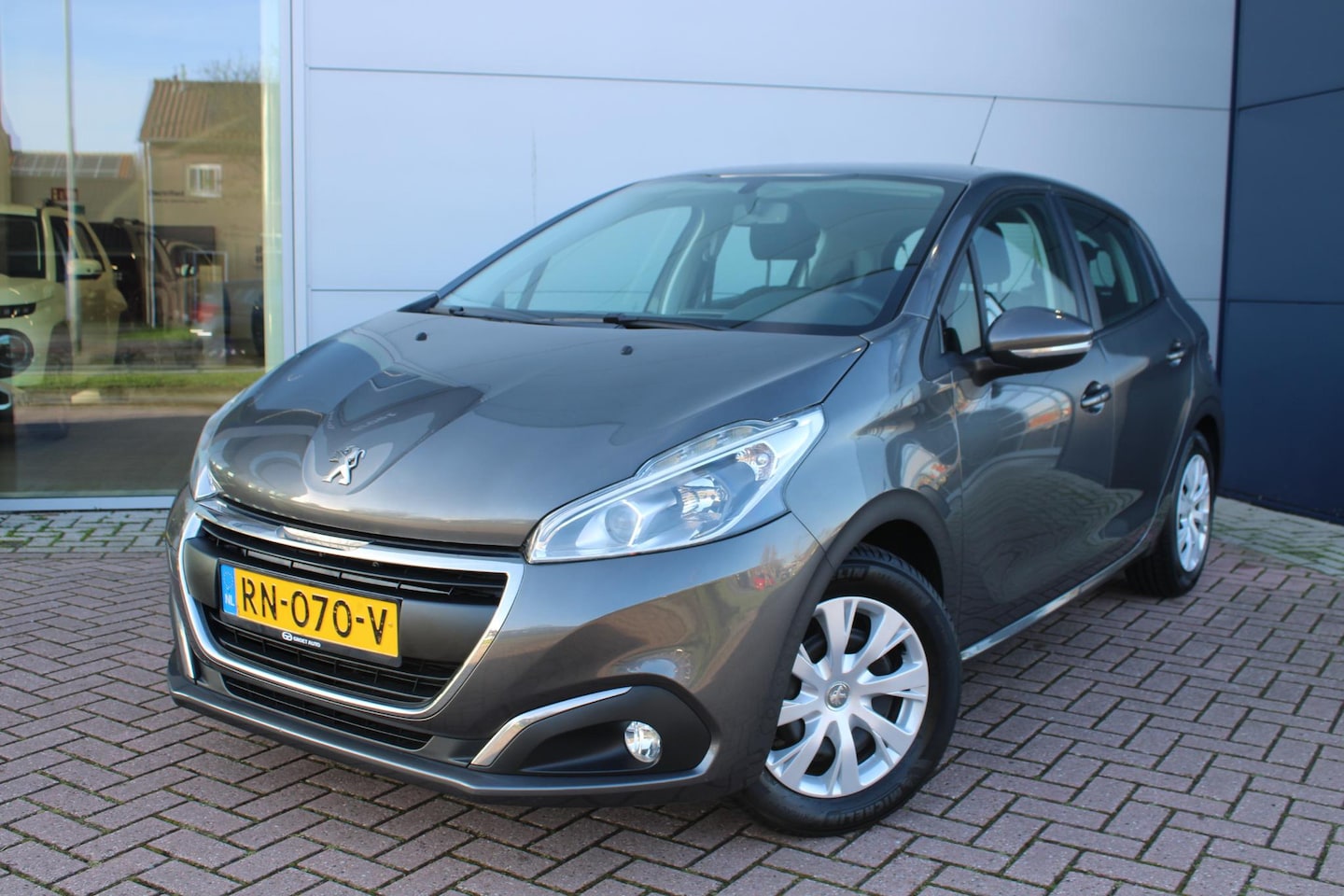 Peugeot 208 - 1.2 PureTech Blue Lion 1e eigenaar - dealer onderhouden - AutoWereld.nl