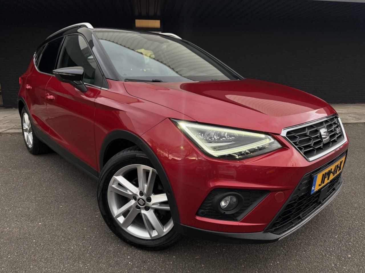 SEAT Arona - 1.0 TSI FR // Led // Beats audio // Ambiance verlichting // - AutoWereld.nl