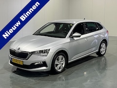 Skoda Scala - 1.0 TSI DSG Sport Business Wegklapbare trekhaak - Digitaal dashboard - Navigatie - Stoelve