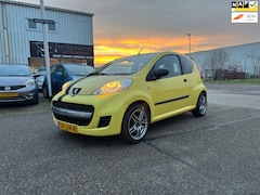 Peugeot 107 - 1.0-12V + Xtra Geluidsinstallatie