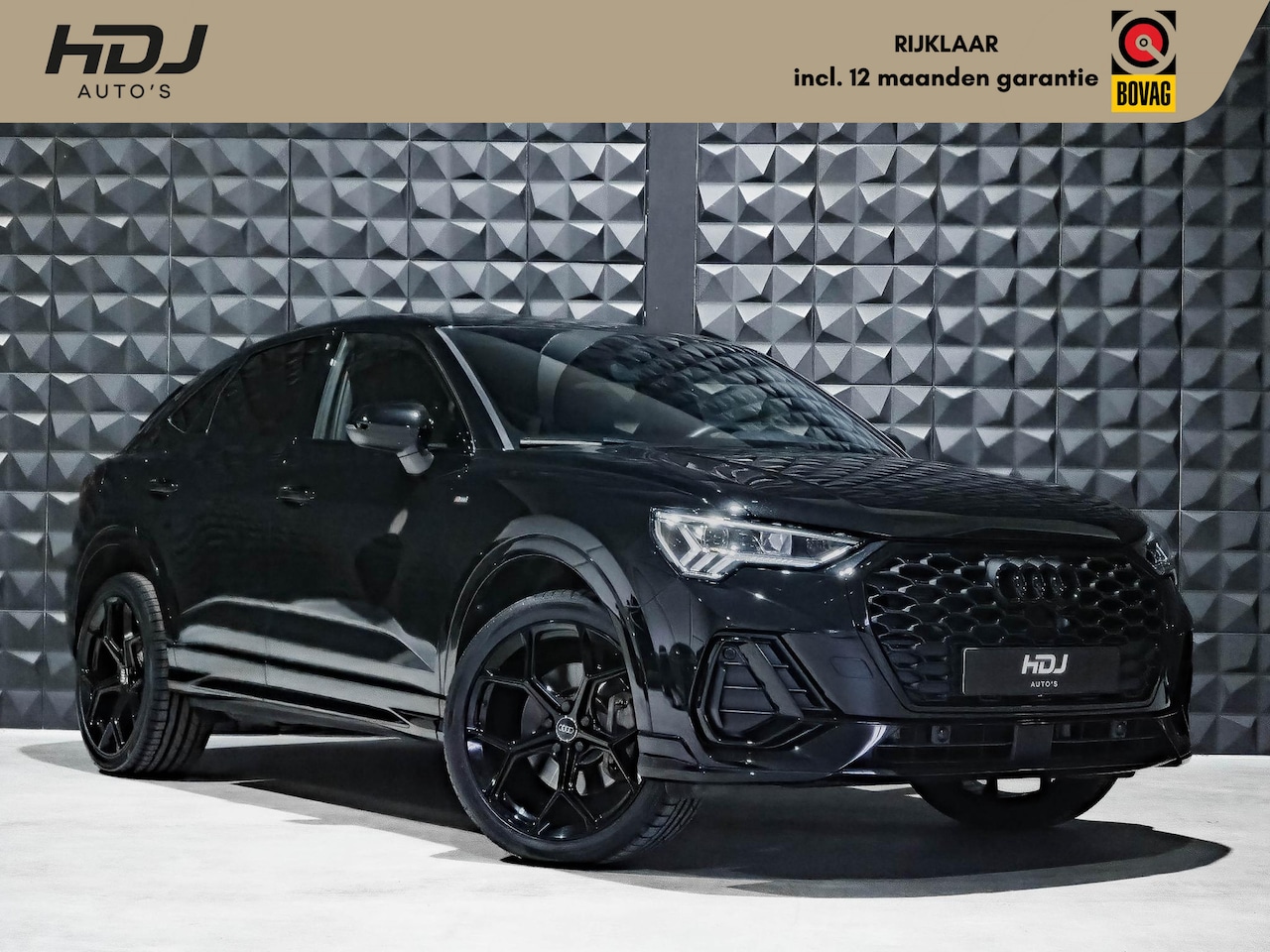 Audi Q3 Sportback - 45 TFSIe S | All Black | 20 " | Keyless | Leer | Camera | - AutoWereld.nl