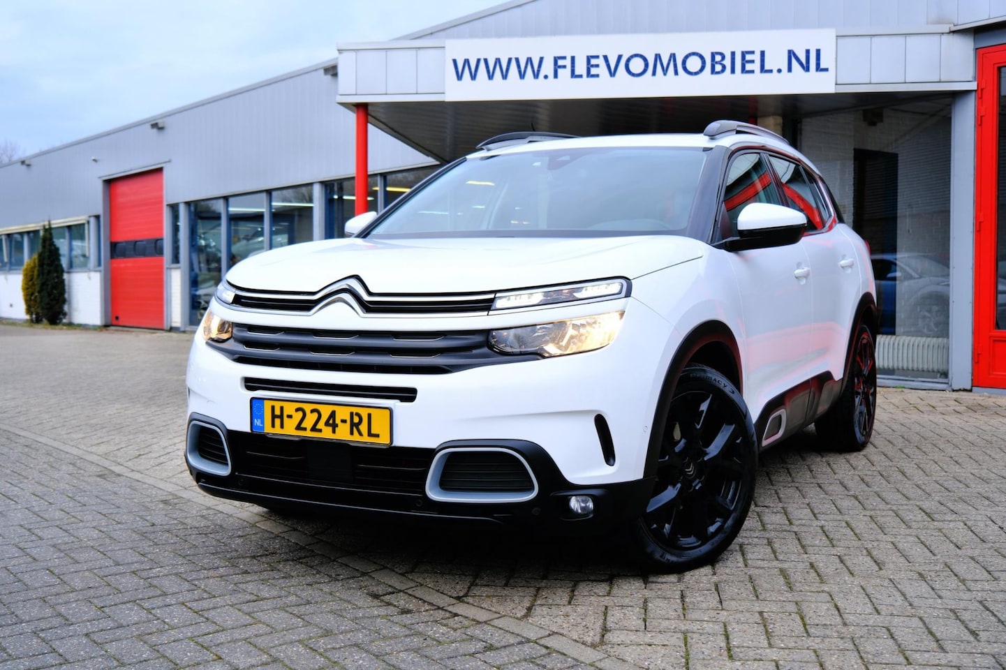 Citroën C5 Aircross - 1.5 BlueHDI Business Pano|Navi|1e Eig|Cam|Clima|LMV - AutoWereld.nl