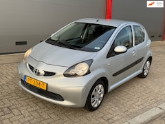 Toyota Aygo - 1.0-12V +