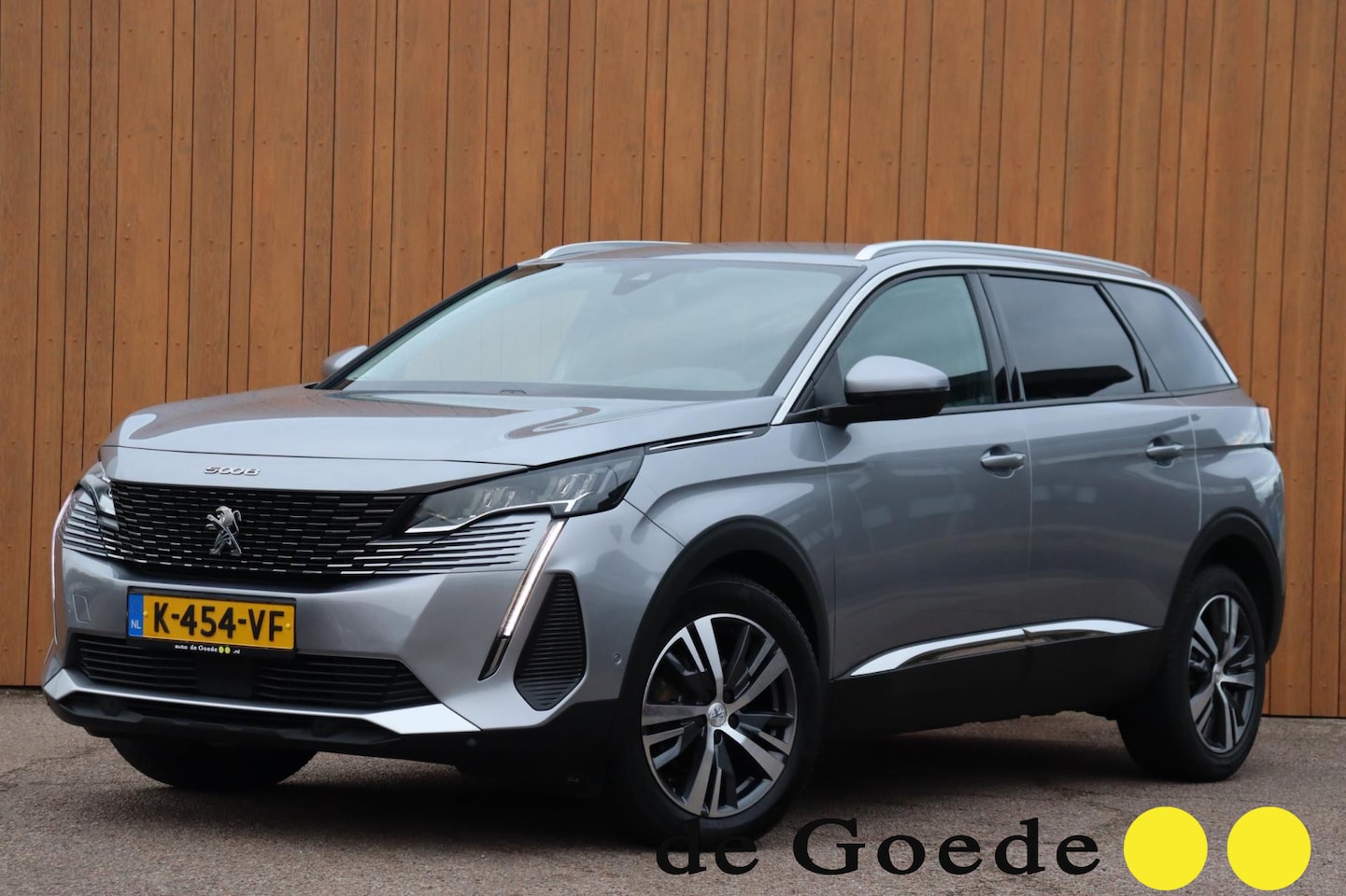 Peugeot 5008 - 1.2 PureTech Allure 7-persoons org.NL camera navigatie - AutoWereld.nl