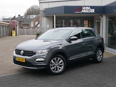 Volkswagen T-Roc - 1.5 TSI STYLE *Airco//Navi//Lm//Th