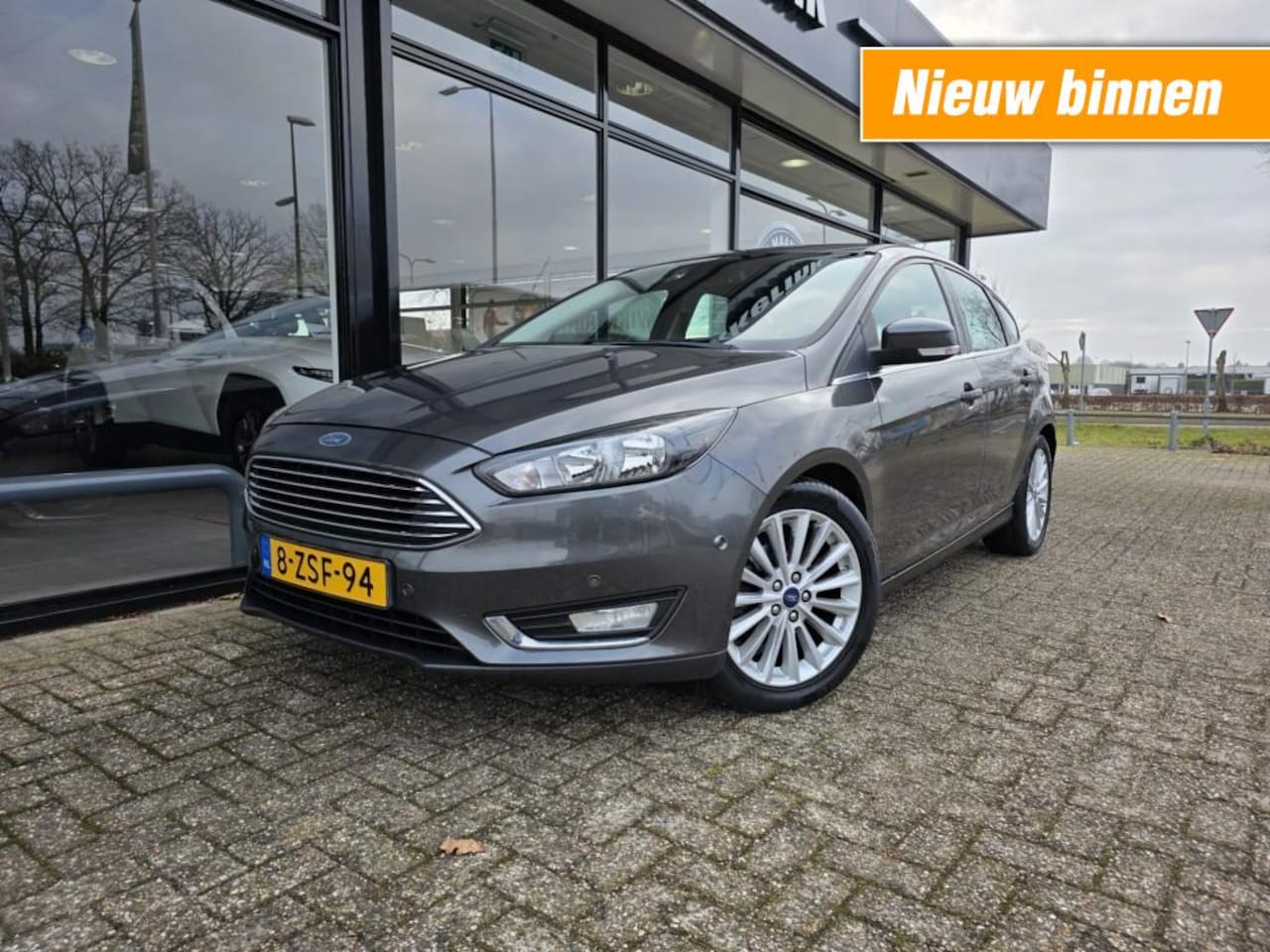 Ford Focus - 1.0 TITANIUM EDITION NAVI/CLIMA/CRUISE - AutoWereld.nl