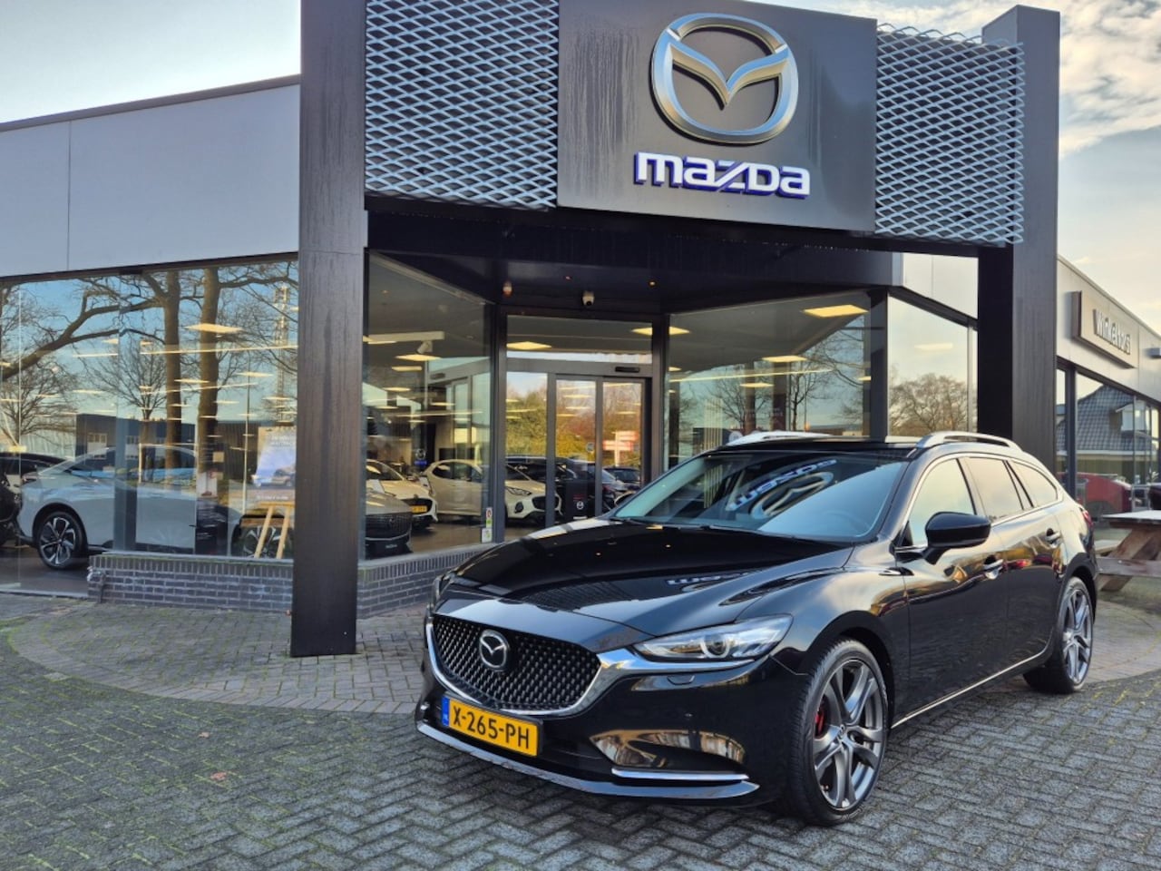 Mazda 6 Sportbreak - SPORTBREAK SKYACTIV-G 2.0 165 6AT EXCLUSIVE-LINE / Comfort pack - AutoWereld.nl