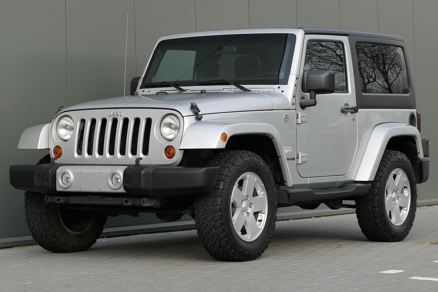 Jeep Wrangler - 3.8 Sahara Freedomtop Cruise - AutoWereld.nl