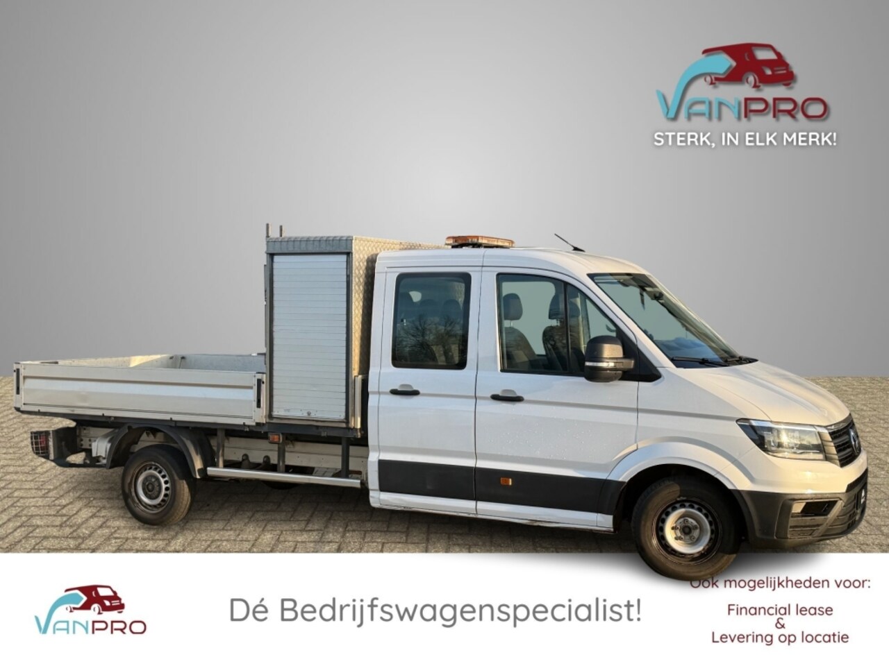 Volkswagen Crafter - 2.0 TDI 102PK PICK-UP Dubbel Cabine L4 Open laadbak / Opbergkist / Cruise / Trekhaak - AutoWereld.nl