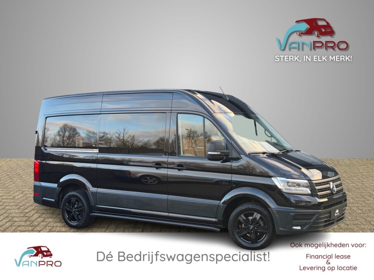 Volkswagen Crafter - 35 2.0 TDI 177PK Automaat L3H3 7 Dubbel Cabine 6p / Leder / 3000kg trekgewicht / LED / Sto - AutoWereld.nl