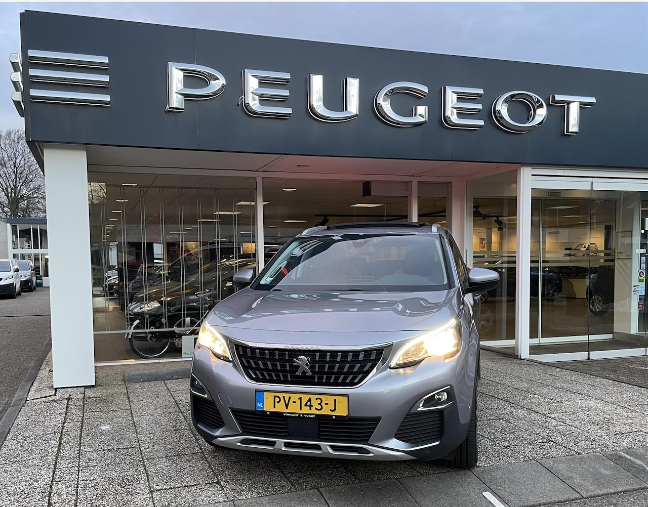 Peugeot 3008 - 1.2 PureTech Blue Lease Premium 1.2 PureTech 130pk Blue Lease Premium - AutoWereld.nl