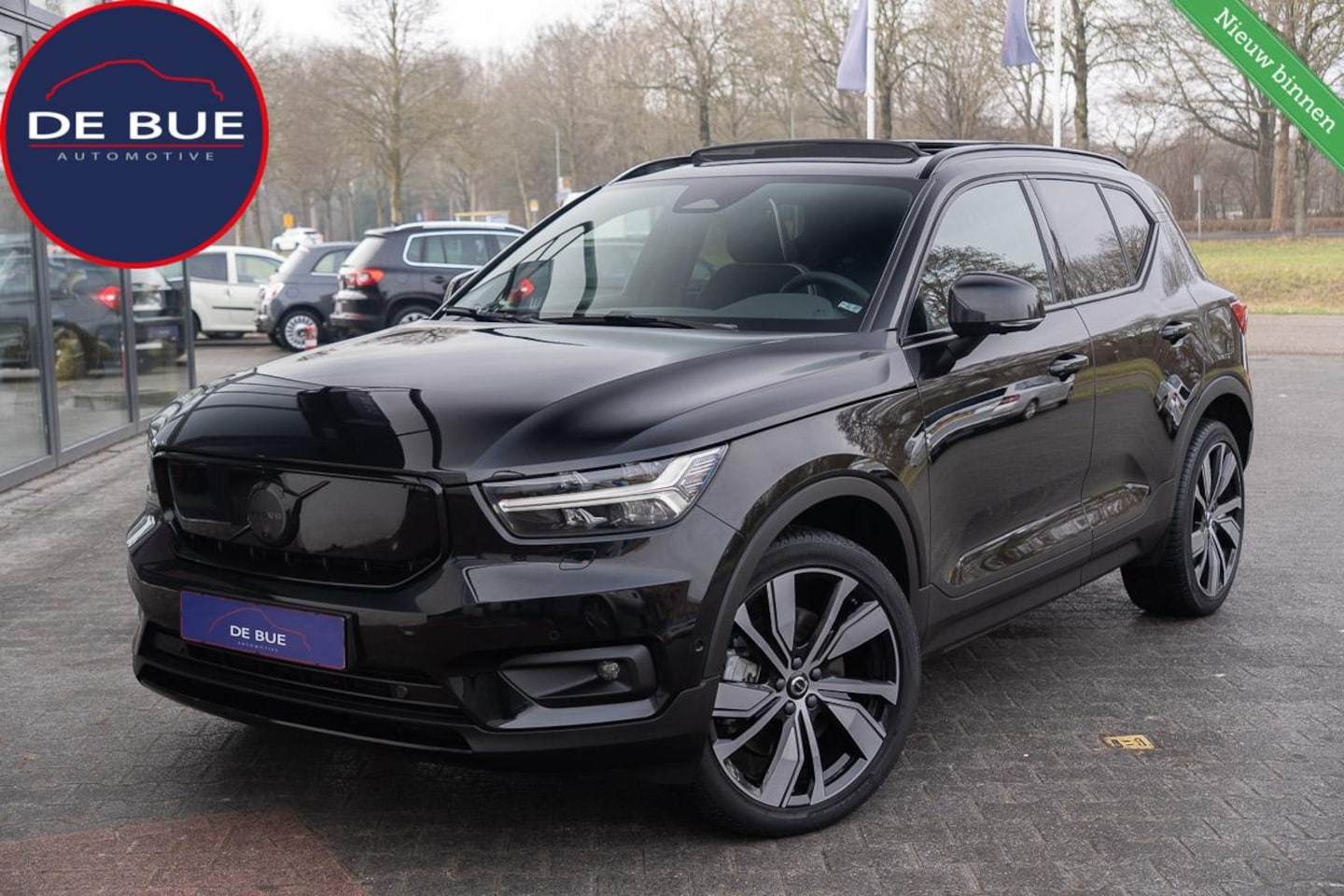 Volvo XC40 - Recharge Pro R-Design|1ste Eig BTW.|Org NL NAP|Trekhaak|Panoramadak|CarPlay|Harman & Kardo - AutoWereld.nl