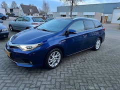 Toyota Auris Touring Sports - 1.8 Hybrid Lease