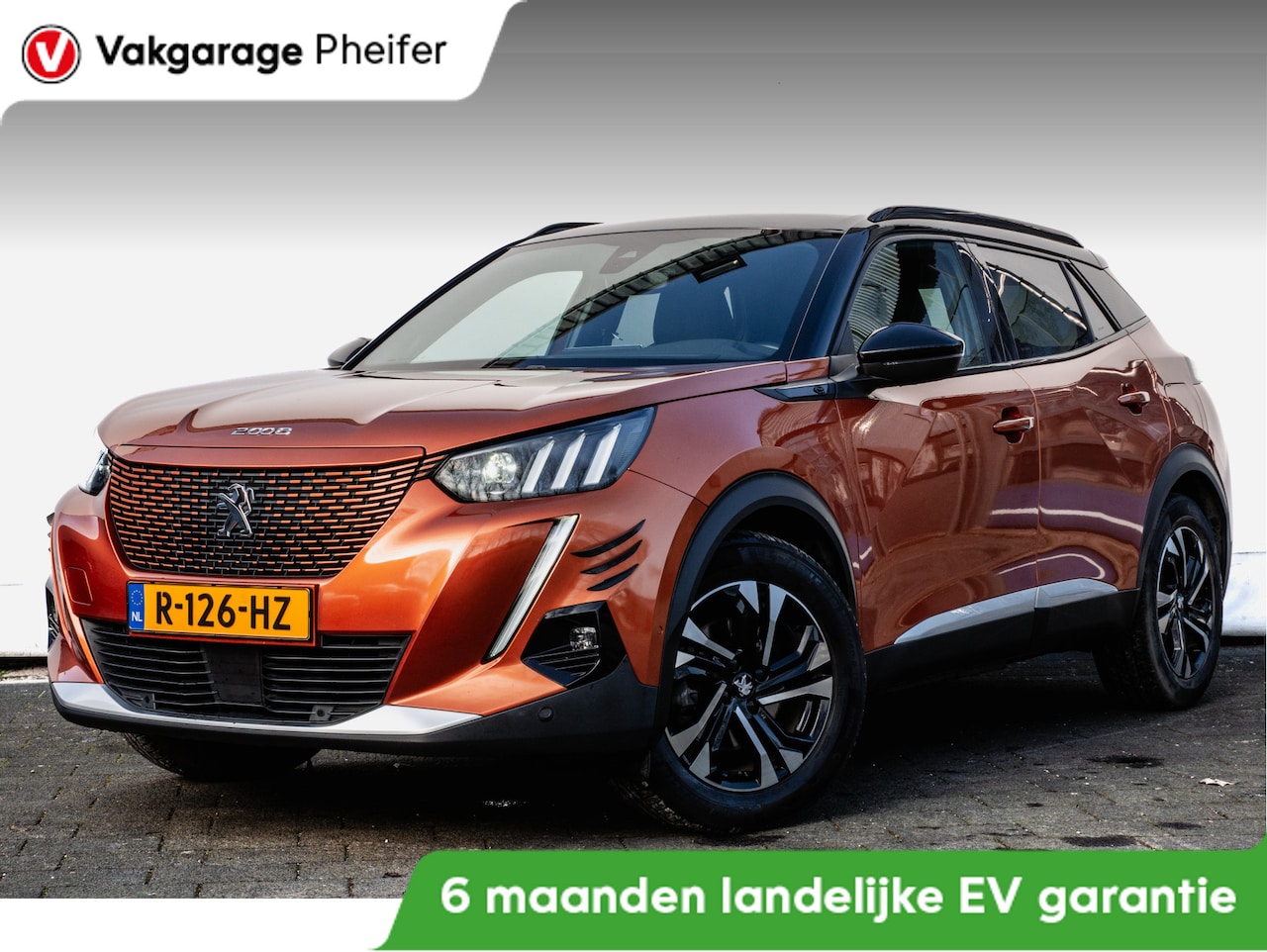 Peugeot e-2008 - EV GT 50 kWh Sportstoelen/ Camera/ Blindspot/ Carplay/ Full map navigatie/ Keyless - AutoWereld.nl