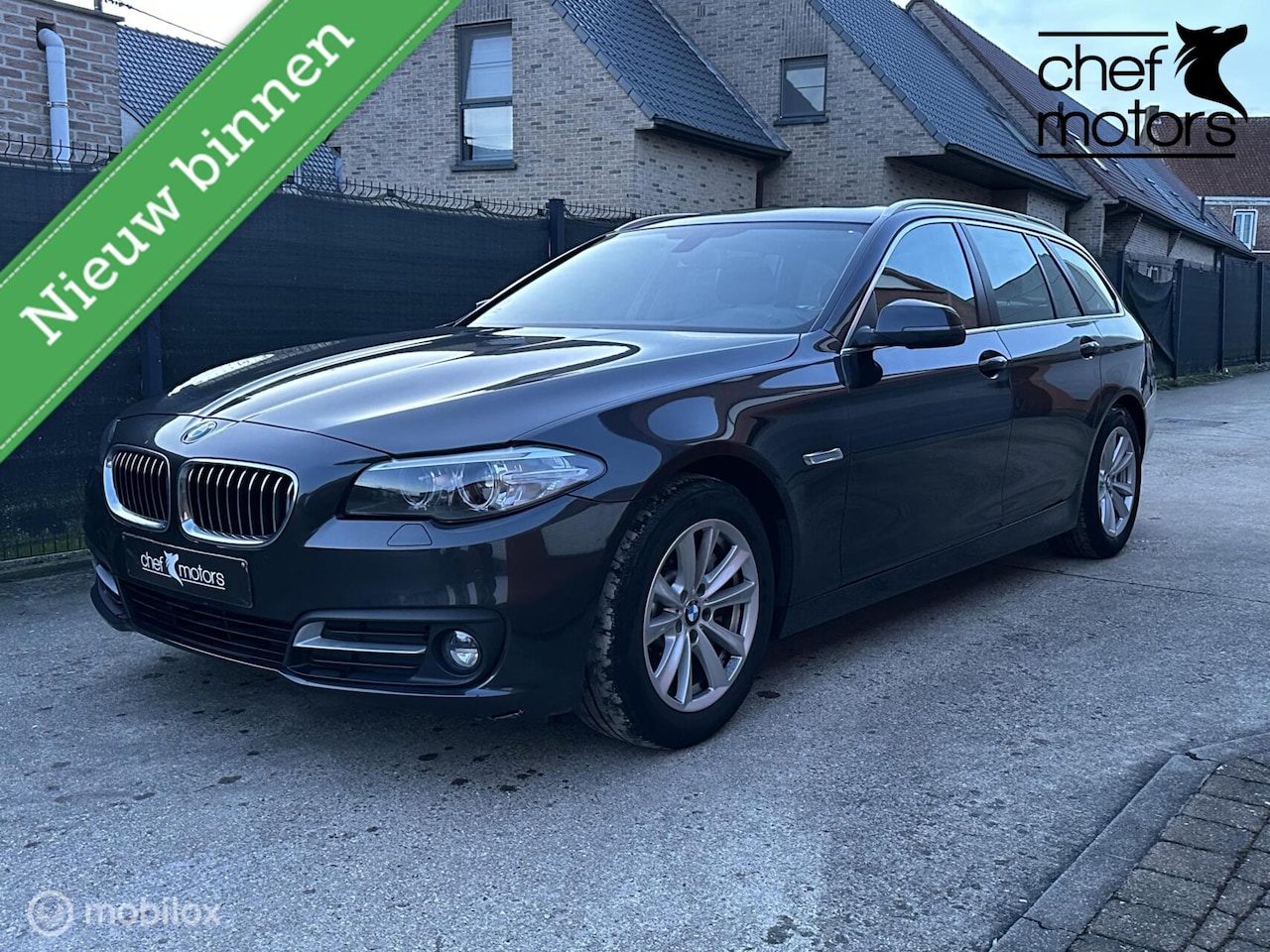 BMW 5-serie Touring - 528xi Executive|Garantie|Panoramadak - AutoWereld.nl
