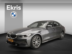 BMW 3-serie - Sedan 320e | Laserlicht | Leder | Navigatie | Active cruise | Trekhaak | Sportstoelen | St