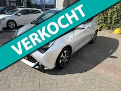 Toyota Aygo - 1.0 VVT-i x-play, AUTOMAAT