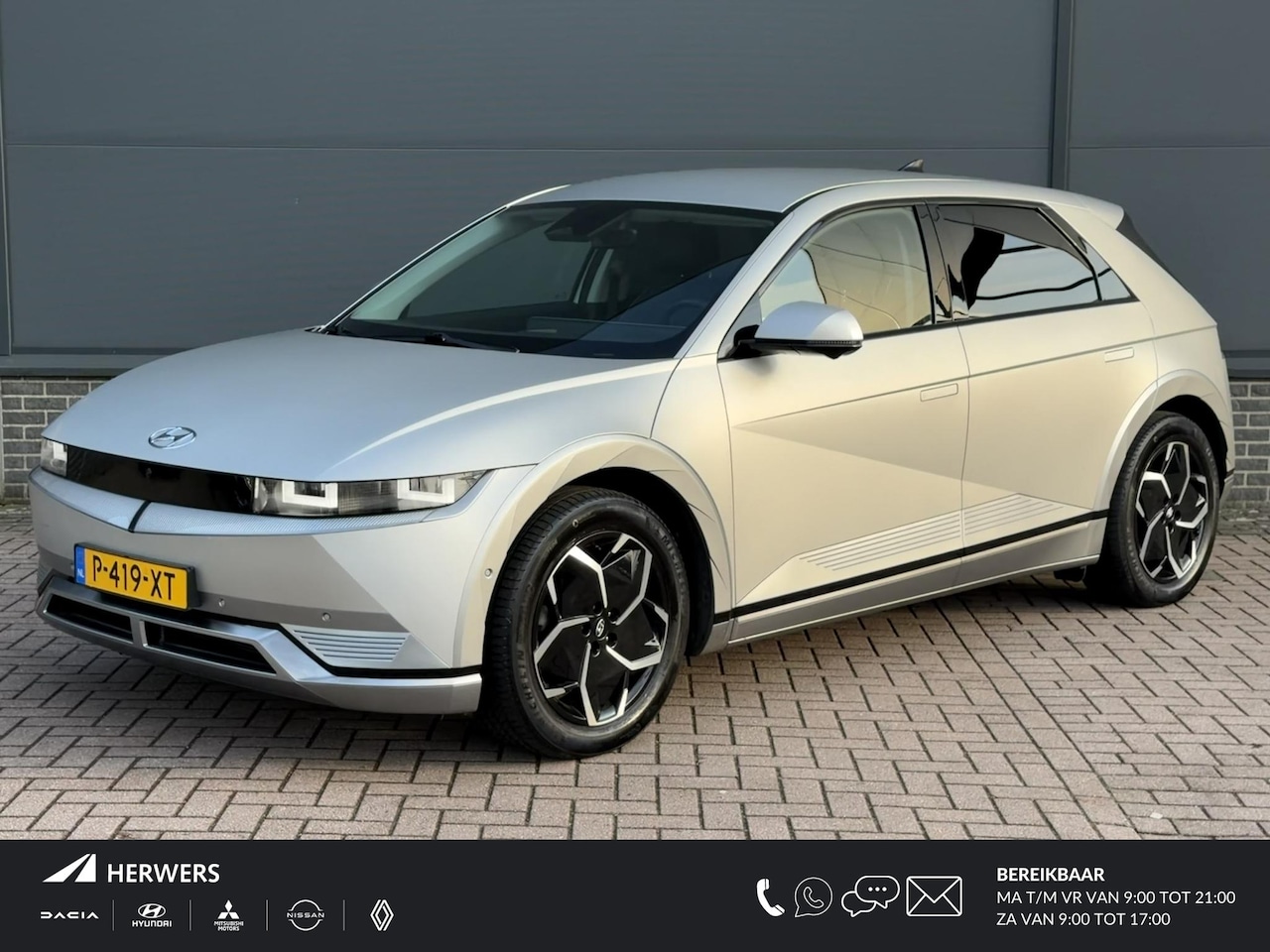 Hyundai IONIQ 5 - Lounge 73kWh / Origineel Nederlands / 1e Eigenaar / Dealer Onderhouden / SOH 100% / Warmte - AutoWereld.nl