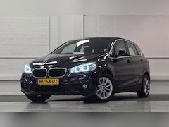 BMW 2-serie Active Tourer - 218i Essential LED Xenon Navi Trekhaak PDC voor & achter